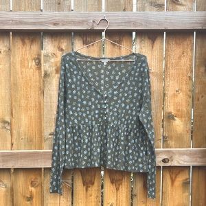 Lucky Brand Free Flow Floral Shirt in Green w/blue & lavender Flowers Size M